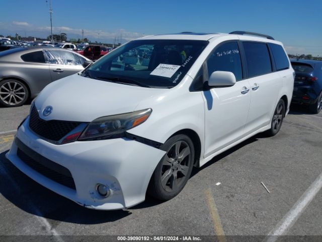 Photo 1 VIN: 5TDXZ3DC3HS808443 - TOYOTA SIENNA 