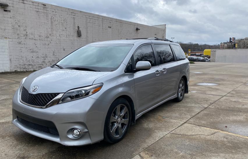 Photo 1 VIN: 5TDXZ3DC3HS816204 - TOYOTA SIENNA SE 