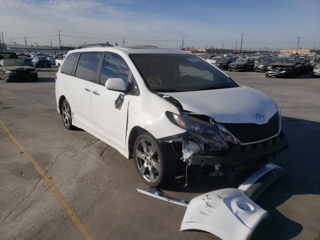 Photo 0 VIN: 5TDXZ3DC3HS825792 - TOYOTA SIENNA SE 