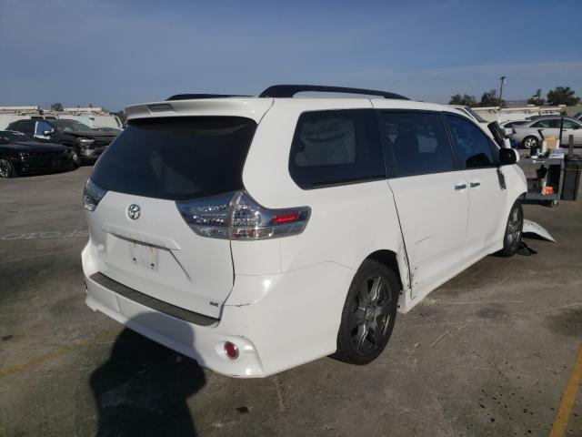 Photo 3 VIN: 5TDXZ3DC3HS825792 - TOYOTA SIENNA SE 