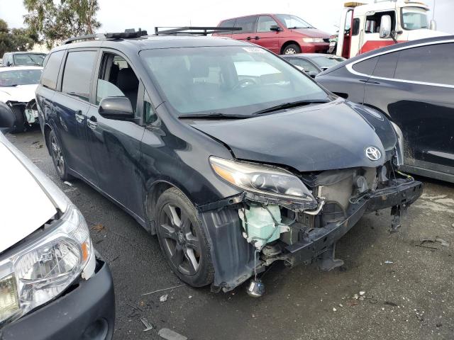 Photo 3 VIN: 5TDXZ3DC3HS845492 - TOYOTA SIENNA SE 