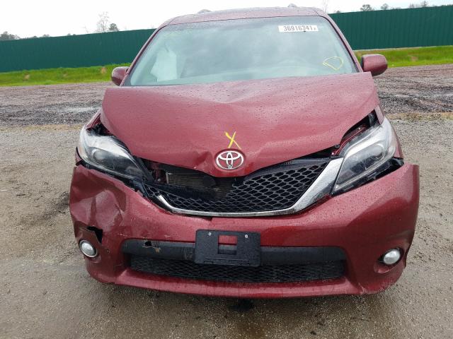 Photo 8 VIN: 5TDXZ3DC3HS855617 - TOYOTA SIENNA SE 