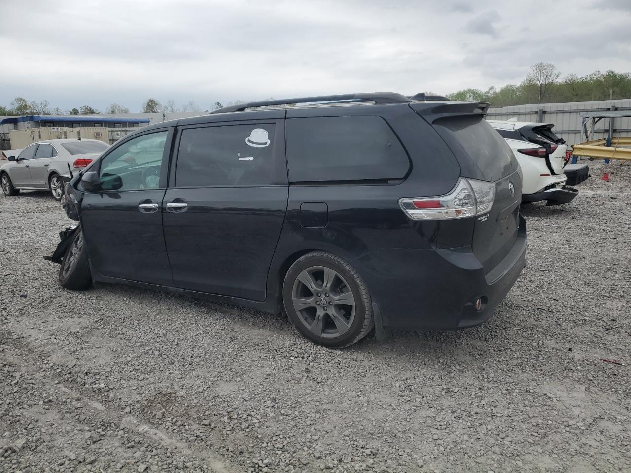 Photo 1 VIN: 5TDXZ3DC3JS907799 - TOYOTA SIENNA 