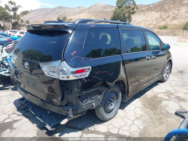 Photo 3 VIN: 5TDXZ3DC3KS011939 - TOYOTA SIENNA 