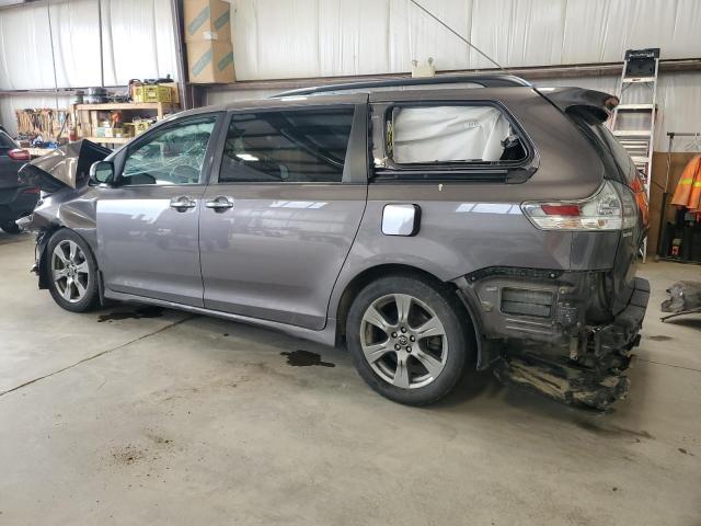 Photo 1 VIN: 5TDXZ3DC3KS993276 - TOYOTA SIENNA SE 