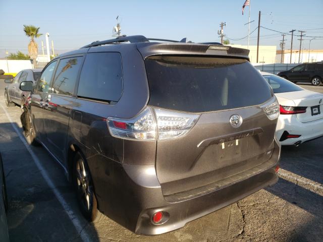 Photo 2 VIN: 5TDXZ3DC3LS043839 - TOYOTA SIENNA SE 