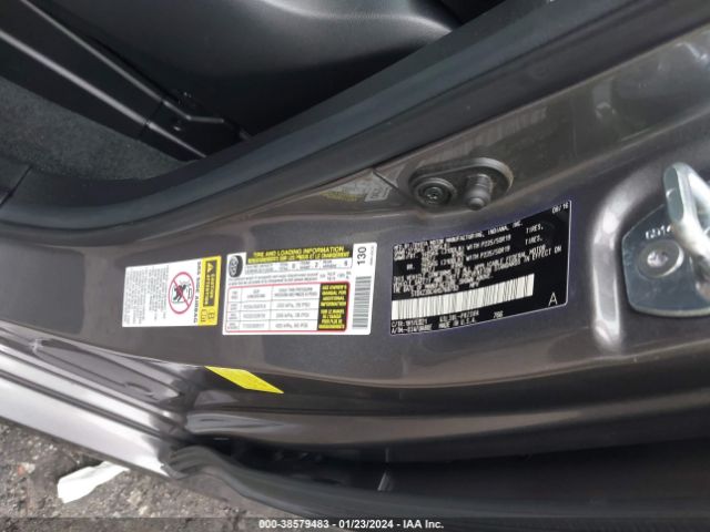 Photo 8 VIN: 5TDXZ3DC4HS768793 - TOYOTA SIENNA 