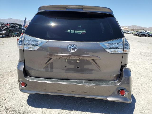 Photo 5 VIN: 5TDXZ3DC4HS891073 - TOYOTA SIENNA SE 