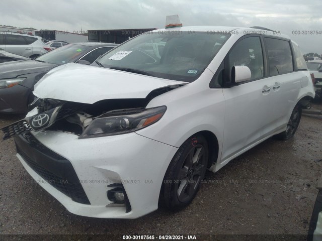 Photo 1 VIN: 5TDXZ3DC4JS935711 - TOYOTA SIENNA 