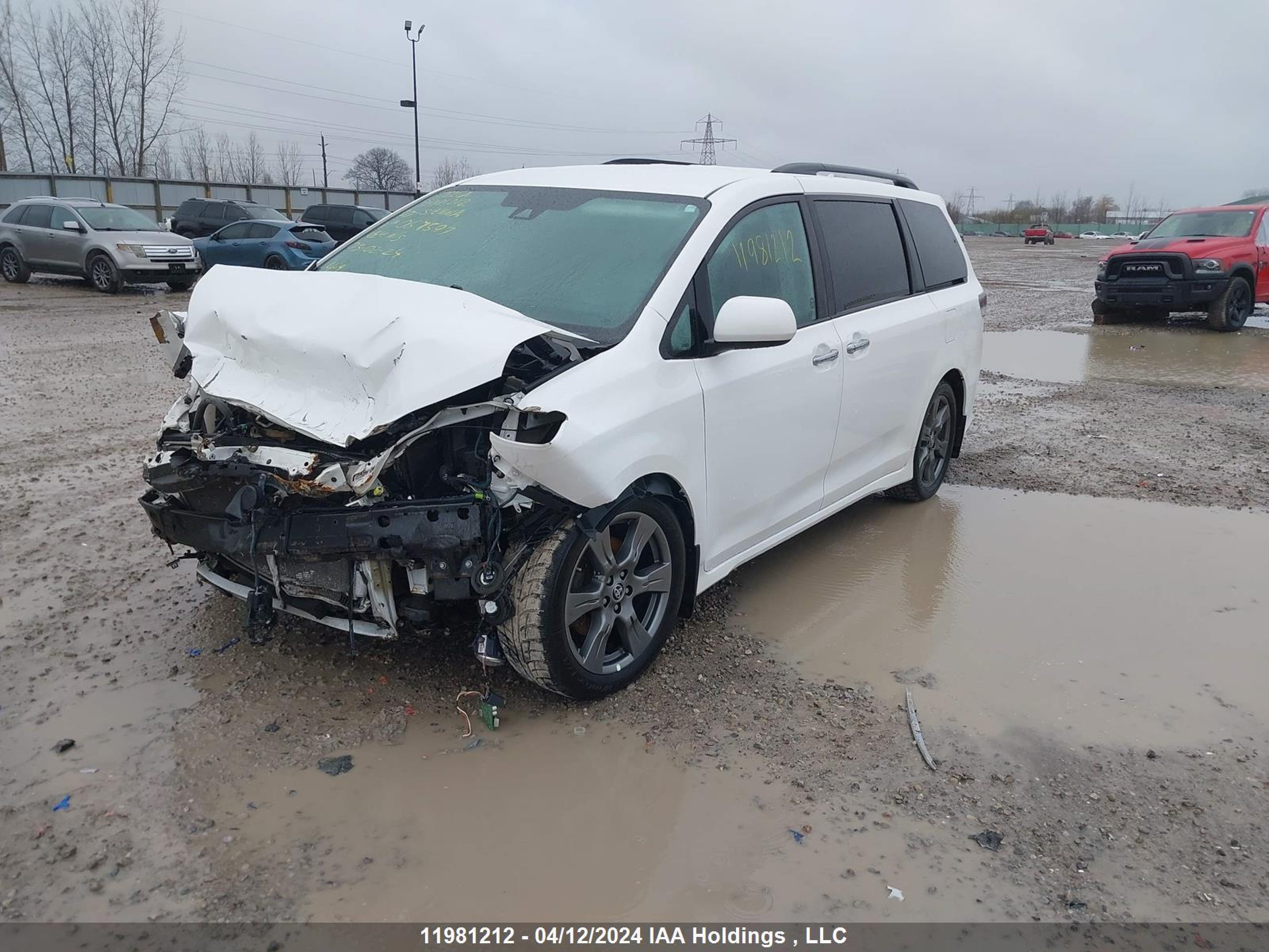 Photo 1 VIN: 5TDXZ3DC4LS067597 - TOYOTA SIENNA 