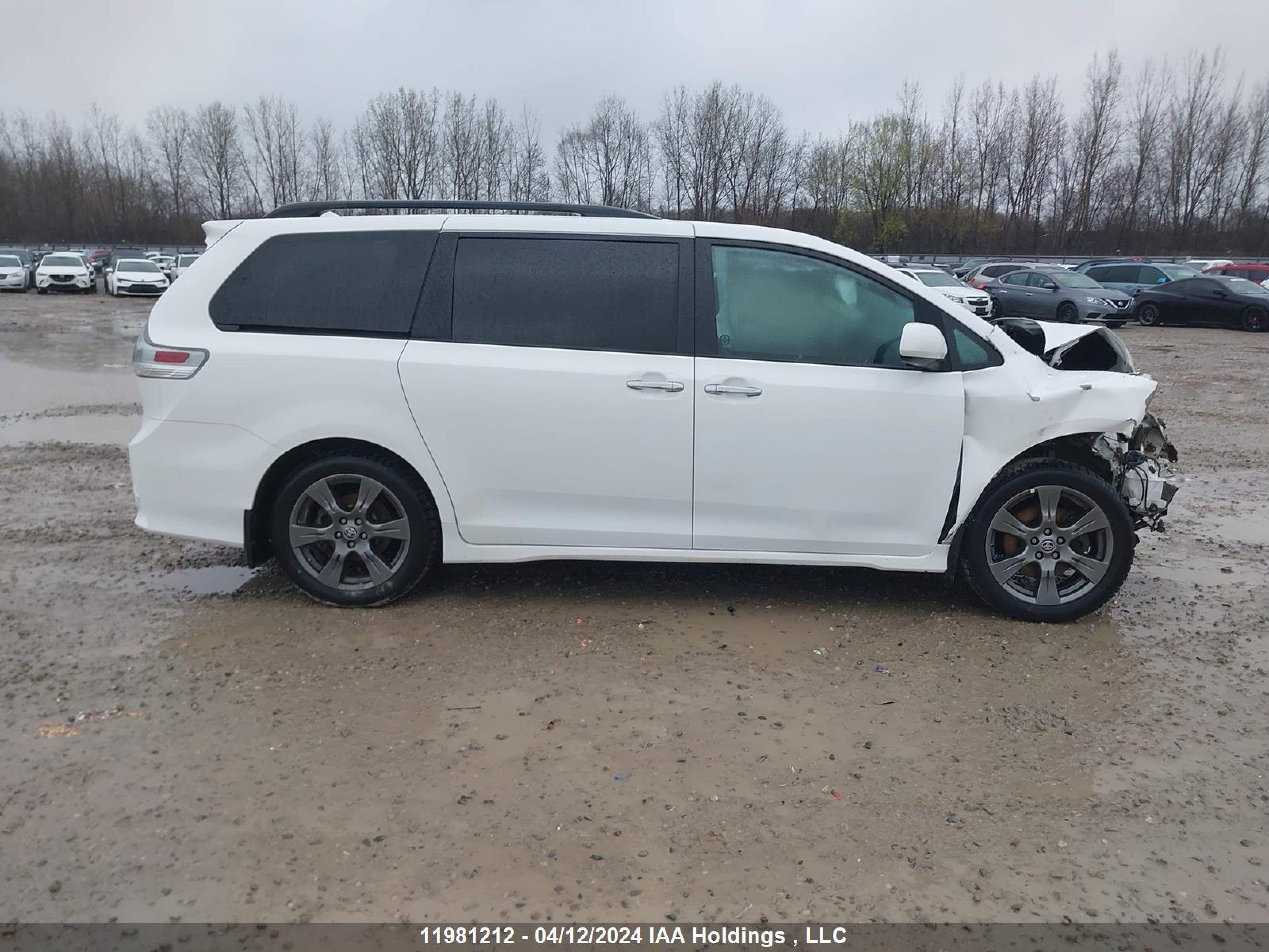 Photo 12 VIN: 5TDXZ3DC4LS067597 - TOYOTA SIENNA 