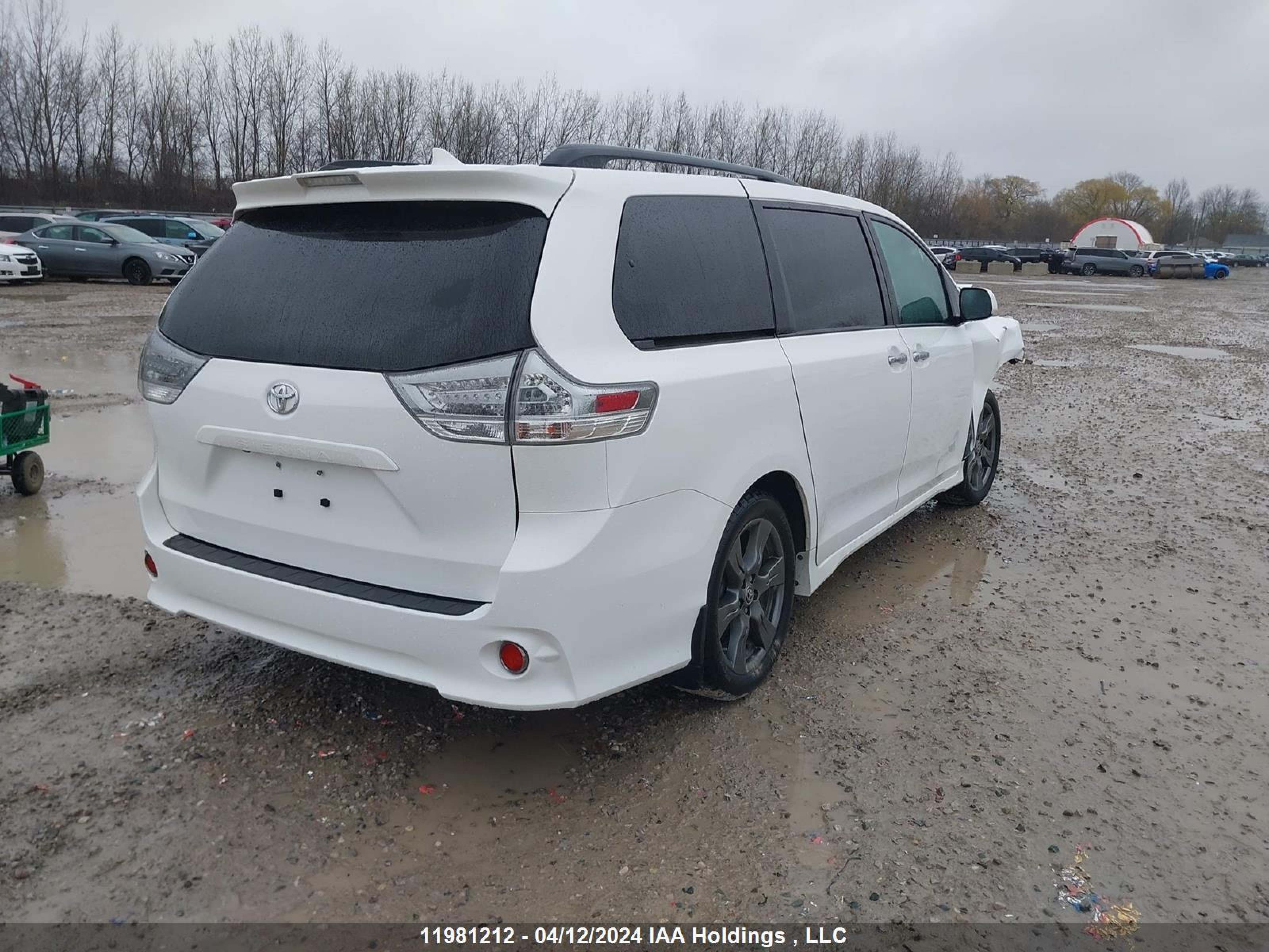 Photo 3 VIN: 5TDXZ3DC4LS067597 - TOYOTA SIENNA 