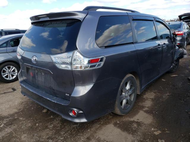 Photo 2 VIN: 5TDXZ3DC5HS771590 - TOYOTA SIENNA SE 