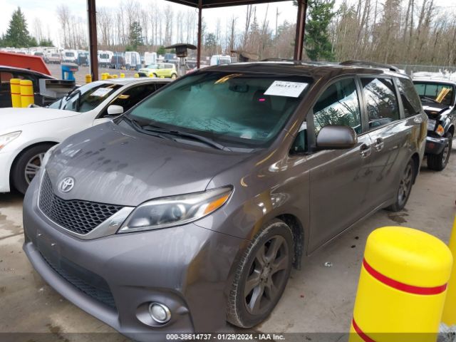 Photo 1 VIN: 5TDXZ3DC5HS801980 - TOYOTA SIENNA 