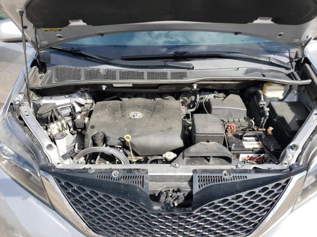 Photo 11 VIN: 5TDXZ3DC5HS836342 - TOYOTA SIENNA SE 