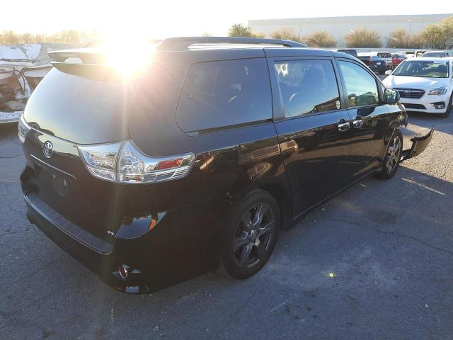 Photo 3 VIN: 5TDXZ3DC5HS848118 - TOYOTA SIENNA SE 