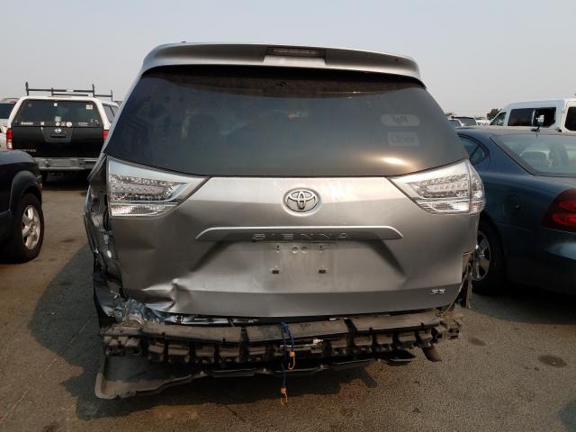 Photo 8 VIN: 5TDXZ3DC5HS854761 - TOYOTA SIENNA SE 