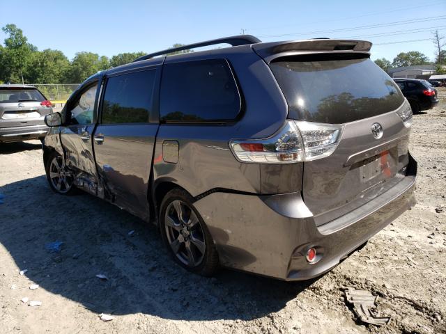 Photo 2 VIN: 5TDXZ3DC5HS874511 - TOYOTA SIENNA SE 