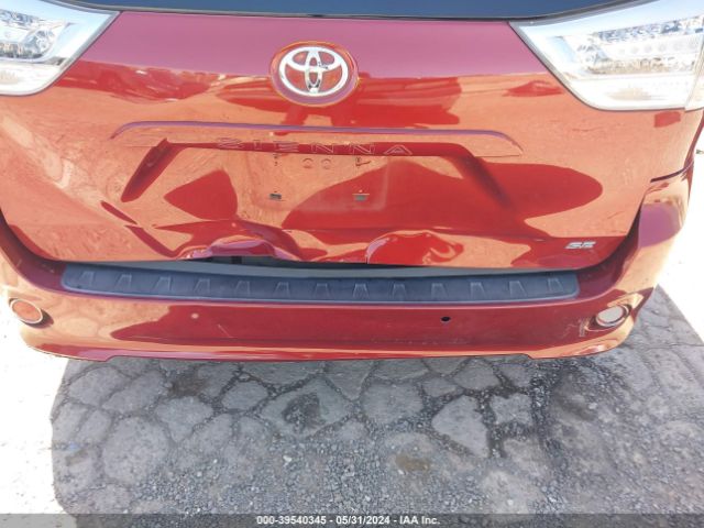 Photo 5 VIN: 5TDXZ3DC5KS967780 - TOYOTA SIENNA 