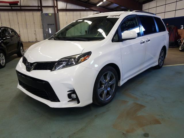 Photo 1 VIN: 5TDXZ3DC5KS985678 - TOYOTA SIENNA SE 