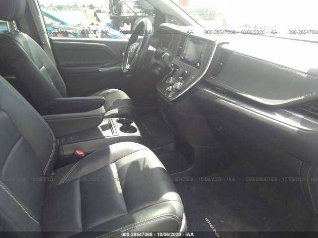 Photo 4 VIN: 5TDXZ3DC5LS028159 - TOYOTA SIENNA 