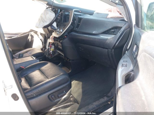 Photo 4 VIN: 5TDXZ3DC5LS054826 - TOYOTA SIENNA 