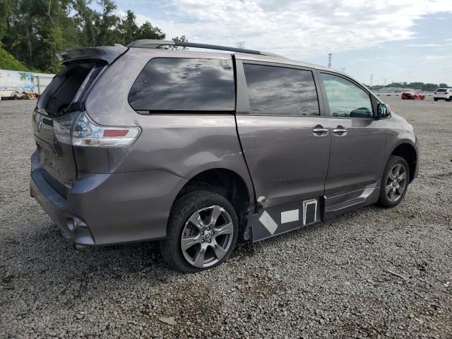 Photo 2 VIN: 5TDXZ3DC5LS066961 - TOYOTA SIENNA SE 