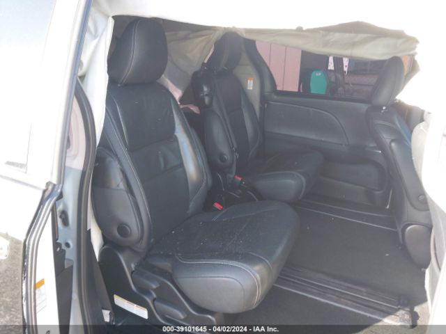 Photo 7 VIN: 5TDXZ3DC6HS781755 - TOYOTA SIENNA 