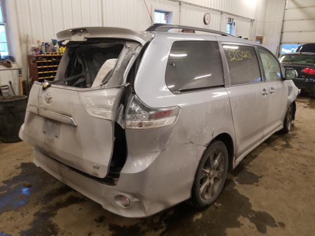 Photo 3 VIN: 5TDXZ3DC6HS794232 - TOYOTA SIENNA SE 