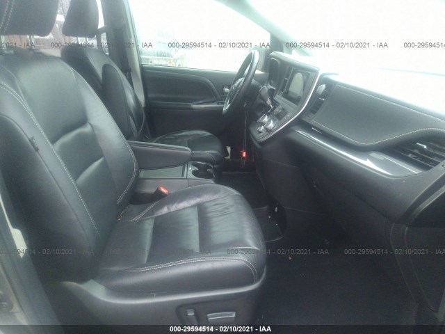 Photo 4 VIN: 5TDXZ3DC6HS804094 - TOYOTA SIENNA 