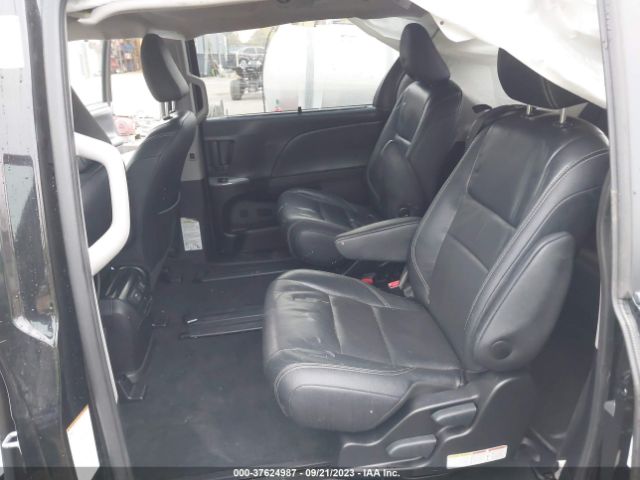 Photo 7 VIN: 5TDXZ3DC6HS823535 - TOYOTA SIENNA 