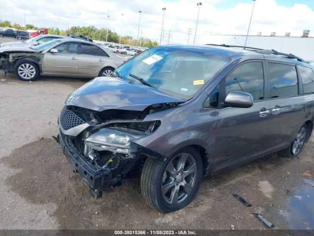 Photo 1 VIN: 5TDXZ3DC6HS843221 - TOYOTA SIENNA 