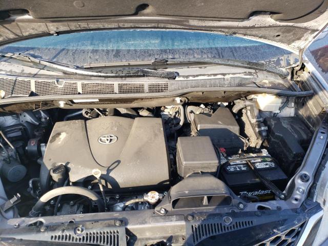 Photo 11 VIN: 5TDXZ3DC6HS864988 - TOYOTA SIENNA SE 