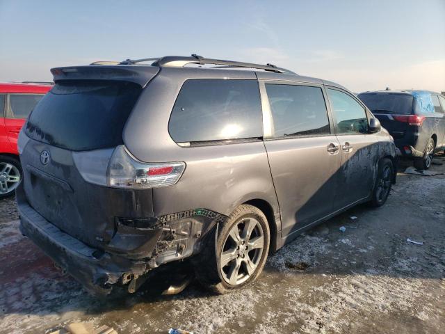 Photo 2 VIN: 5TDXZ3DC6HS864988 - TOYOTA SIENNA SE 