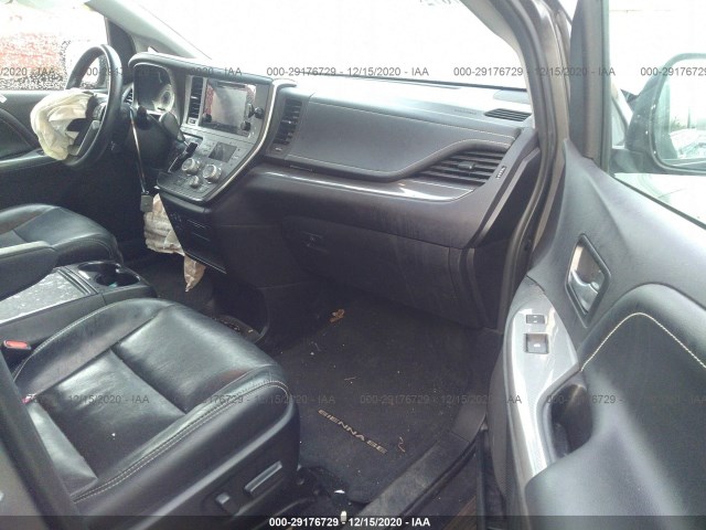 Photo 4 VIN: 5TDXZ3DC6HS873559 - TOYOTA SIENNA 