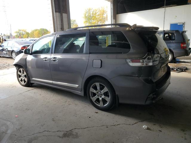 Photo 1 VIN: 5TDXZ3DC6JS934933 - TOYOTA SIENNA SE 