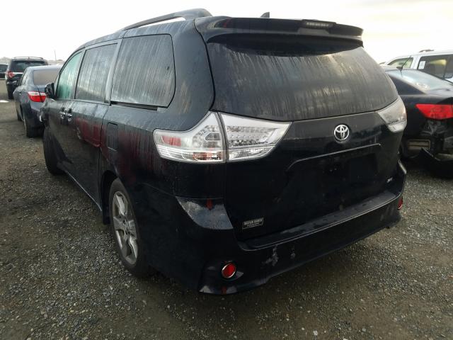 Photo 2 VIN: 5TDXZ3DC6KS981316 - TOYOTA SIENNA SE 