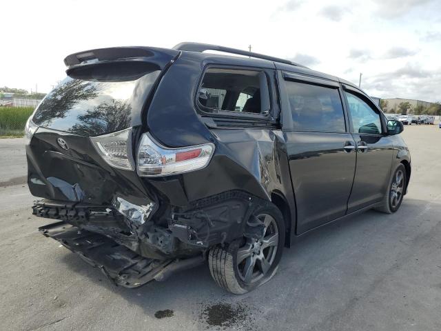 Photo 2 VIN: 5TDXZ3DC7HS785359 - TOYOTA SIENNA SE 