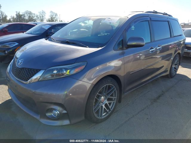 Photo 1 VIN: 5TDXZ3DC7HS785734 - TOYOTA SIENNA 