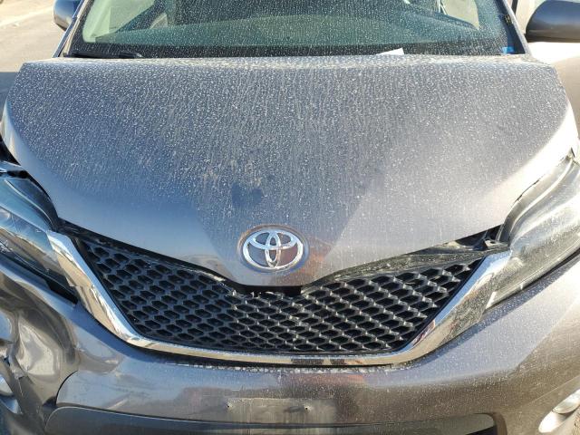 Photo 11 VIN: 5TDXZ3DC7HS829067 - TOYOTA SIENNA SE 