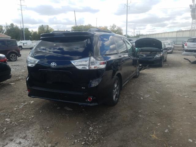 Photo 3 VIN: 5TDXZ3DC7HS848069 - TOYOTA SIENNA SE 