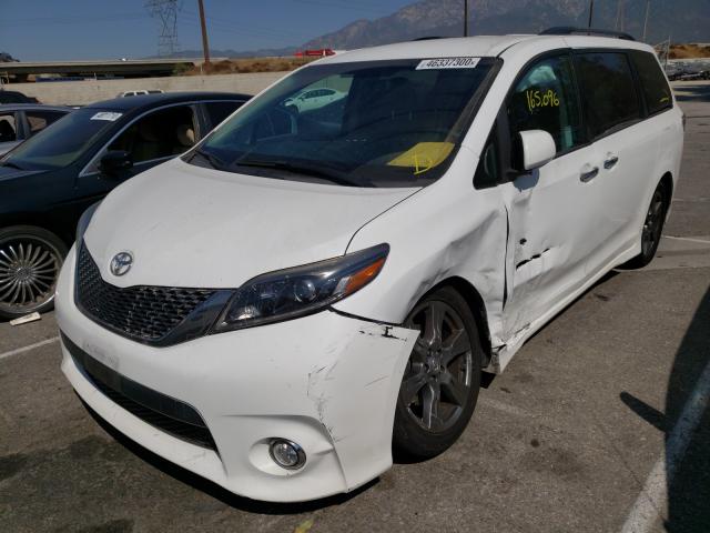 Photo 1 VIN: 5TDXZ3DC7HS870833 - TOYOTA SIENNA SE 