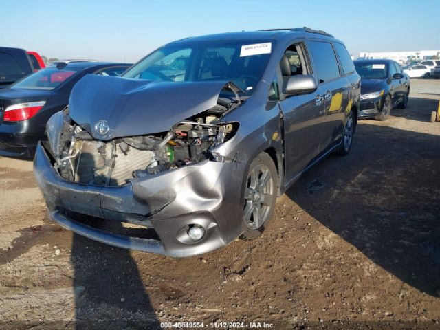 Photo 1 VIN: 5TDXZ3DC7HS876986 - TOYOTA SIENNA 