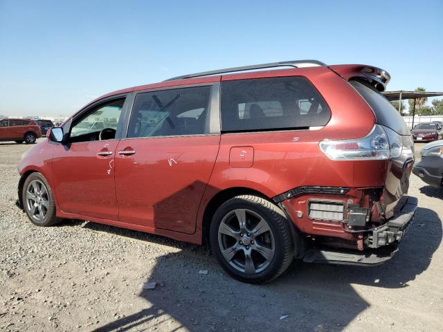 Photo 1 VIN: 5TDXZ3DC7HS882268 - TOYOTA SIENNA SE 