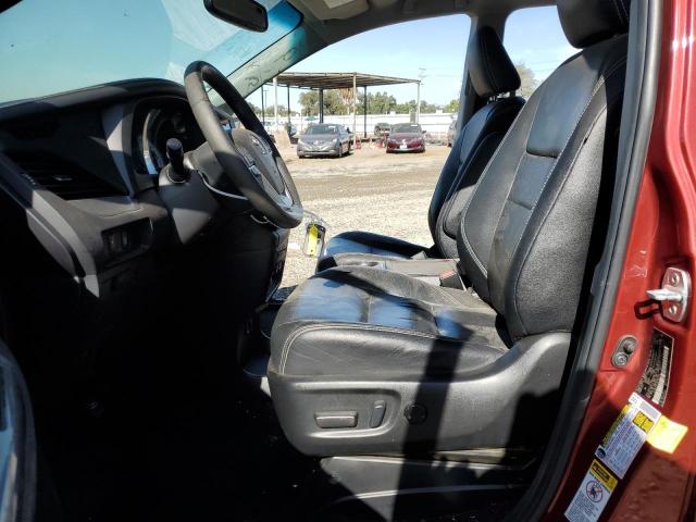 Photo 6 VIN: 5TDXZ3DC7HS882268 - TOYOTA SIENNA SE 