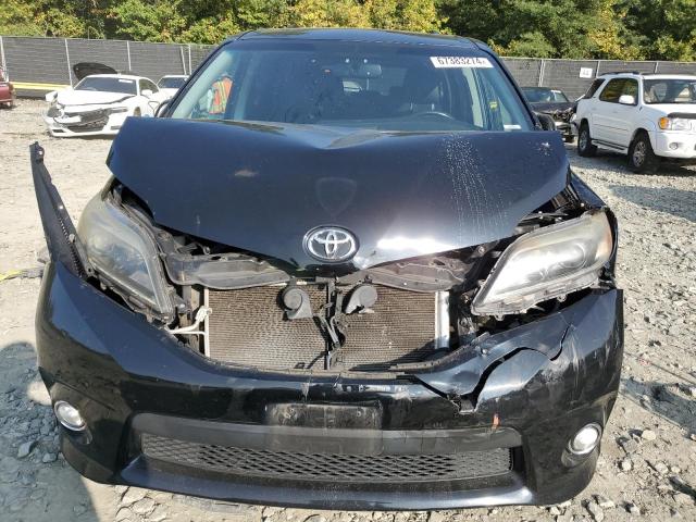 Photo 4 VIN: 5TDXZ3DC7HS885722 - TOYOTA SIENNA SE 