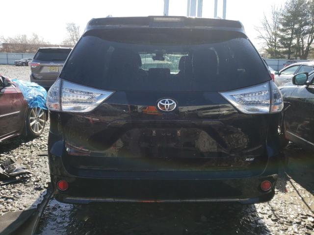 Photo 5 VIN: 5TDXZ3DC7JS909040 - TOYOTA SIENNA SE 