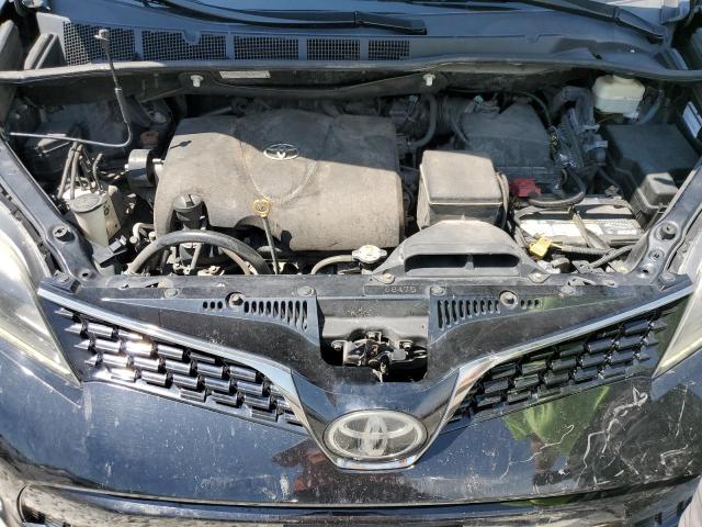 Photo 11 VIN: 5TDXZ3DC7JS939820 - TOYOTA SIENNA SE 