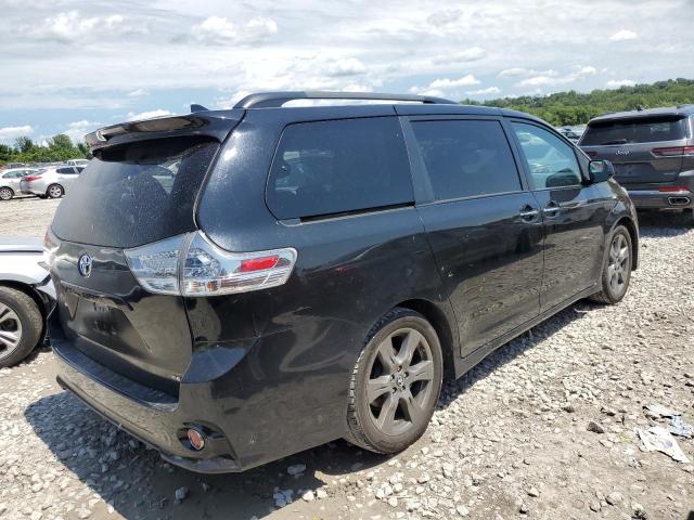 Photo 2 VIN: 5TDXZ3DC7JS939820 - TOYOTA SIENNA SE 