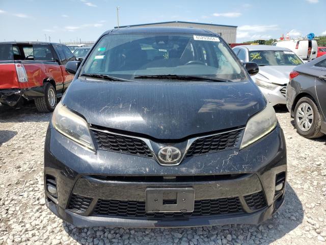 Photo 4 VIN: 5TDXZ3DC7JS939820 - TOYOTA SIENNA SE 